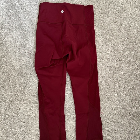 Lululemon Body Con Crop Deep Rouge 4 - Picture 8 of 8